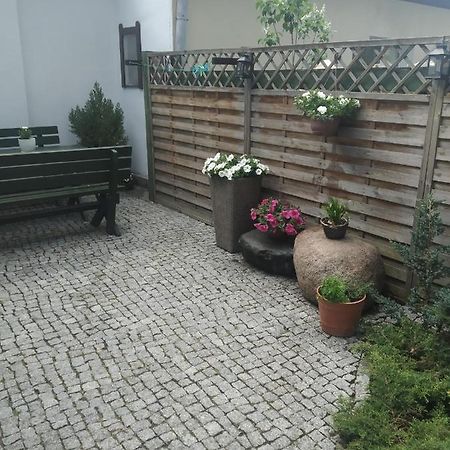 Konik Bar I Pokoje Goscinne Kadyny Exterior foto